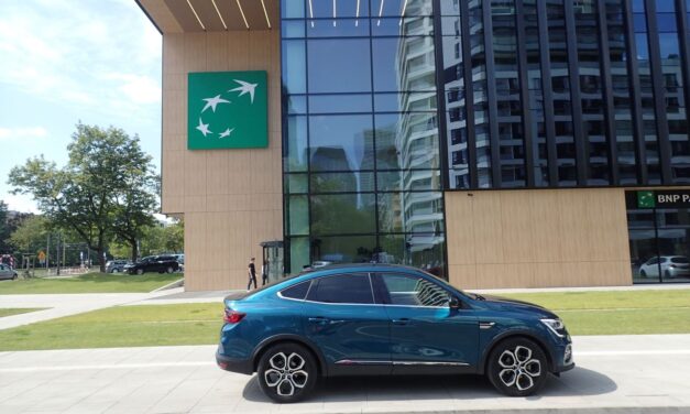 Renault Arkana Intens TCE 140 – Modna sylwetka