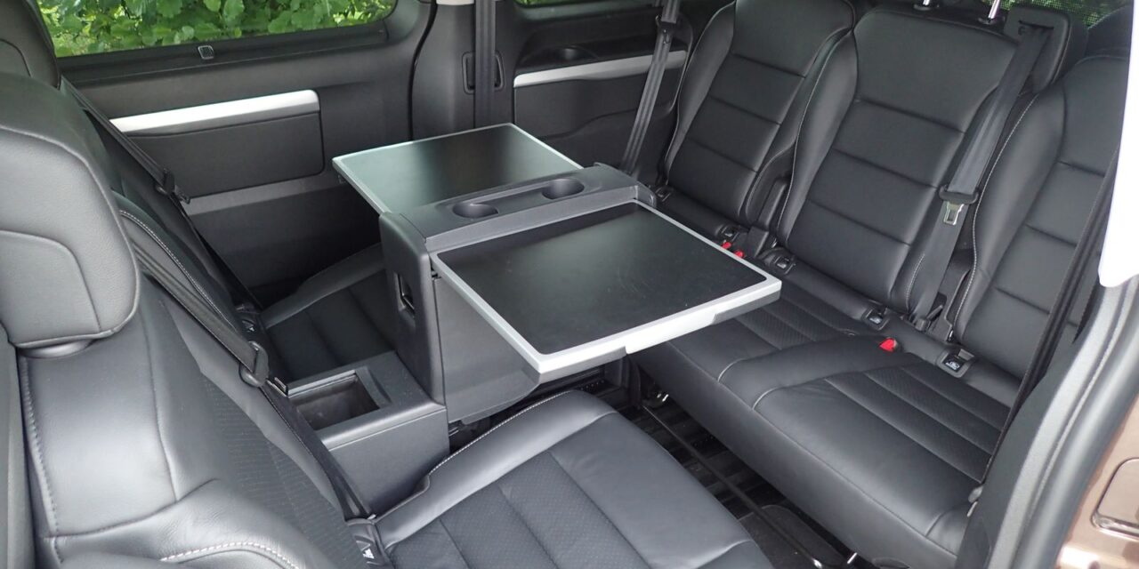 Peugeot Traveller E – Biuro w elektryku