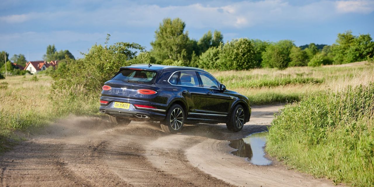Bentley Bentayga V8 First Edition – Nobilitujący SUV