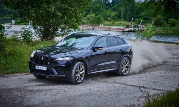 Jaguar F-Pace SVR 1988 Edition – Hołd dla zwycięstw