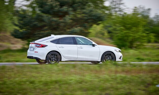Honda Civic e:HEV – Perfekcyjny liftback