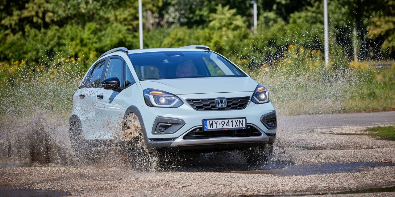 Honda Jazz Crosstar 1.5 i-MMD Advance – Żwawa, pojemna, oszczędna