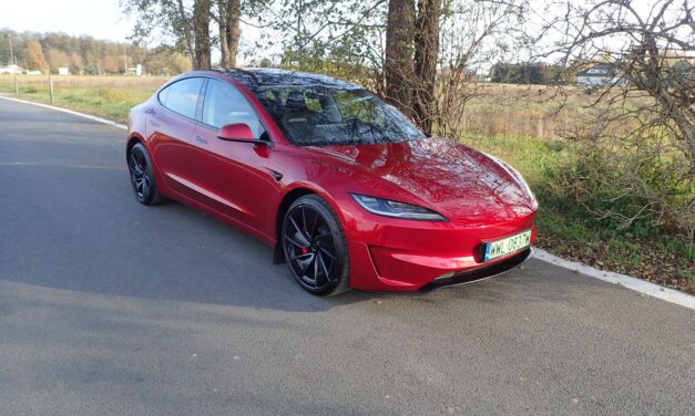 Tesla 3 Performance – Szybki sedan