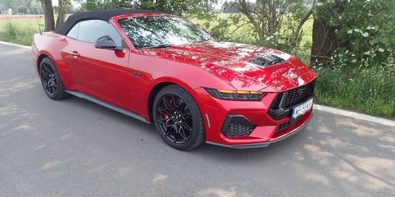 Ford Mustang GT 5.0 Cabrio – Słoneczne wrażenia