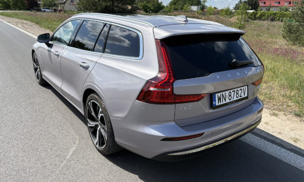 Volvo V60 T8 AWD – Kombi się broni