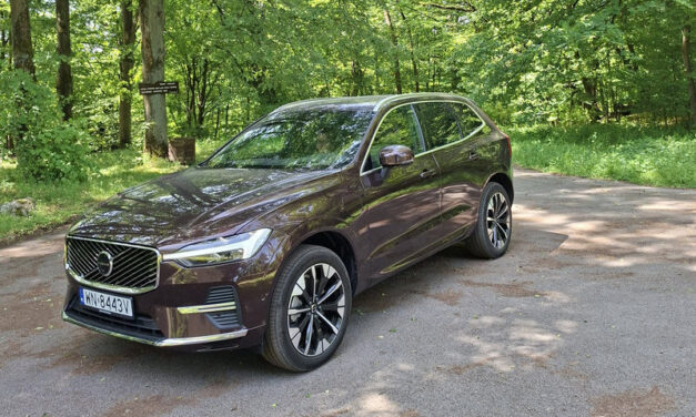 Volvo XC60 T6 – Oczko niżej