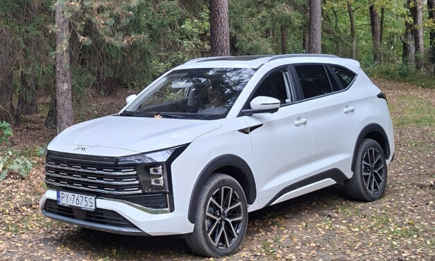 JAC JS8 Pro – Z uśmiechem na twarzy